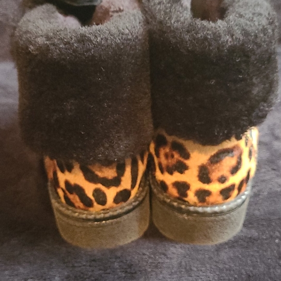 Cheetah print boot's - Picture 2 of 5